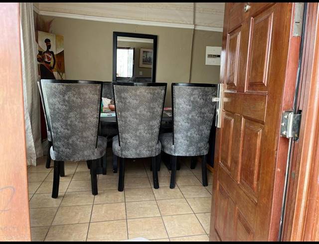 5 BEDROOM HOUSE FOR SALE IN ATTERIDGEVILLE